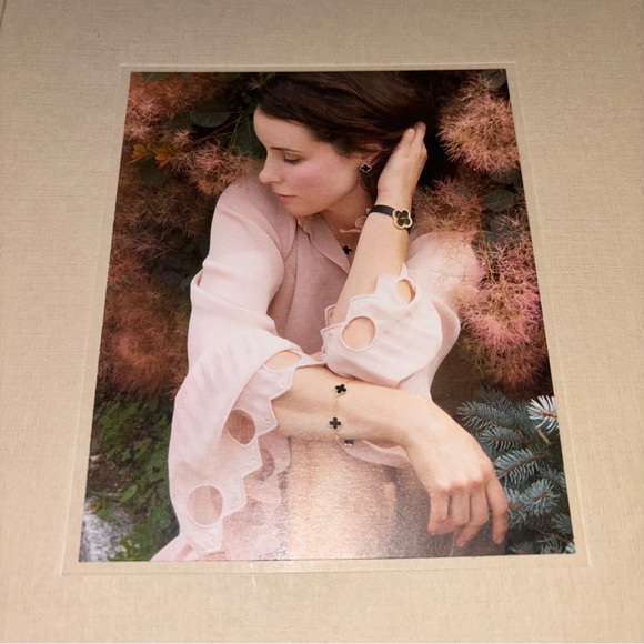 Van Cleef & Arpels Hard-Covered Book New Coffee Table Catalog Magazine - Picture 2 of 12